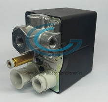 Cargar imagen en el visor de la galería, Presostato Condor MDR 3/11 256113 con relé de 20A