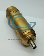 Cargar imagen en el visor de la galería, Válvula de seguridad de 3/4" a 12 bar